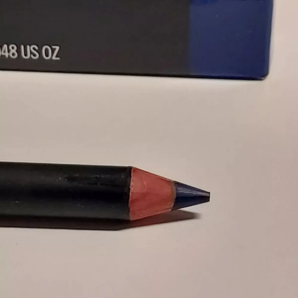 MAC Chromagraphic Pencil Crayon *MARINE ULTRA* / .048 oz / New in box